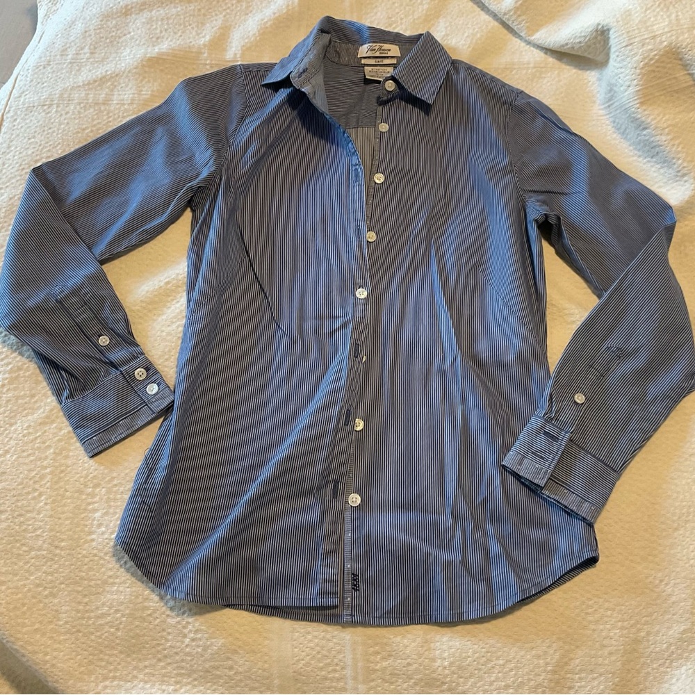 Van Heusen Slim Fit with Stretch Pinstriped Button Down Shirt
